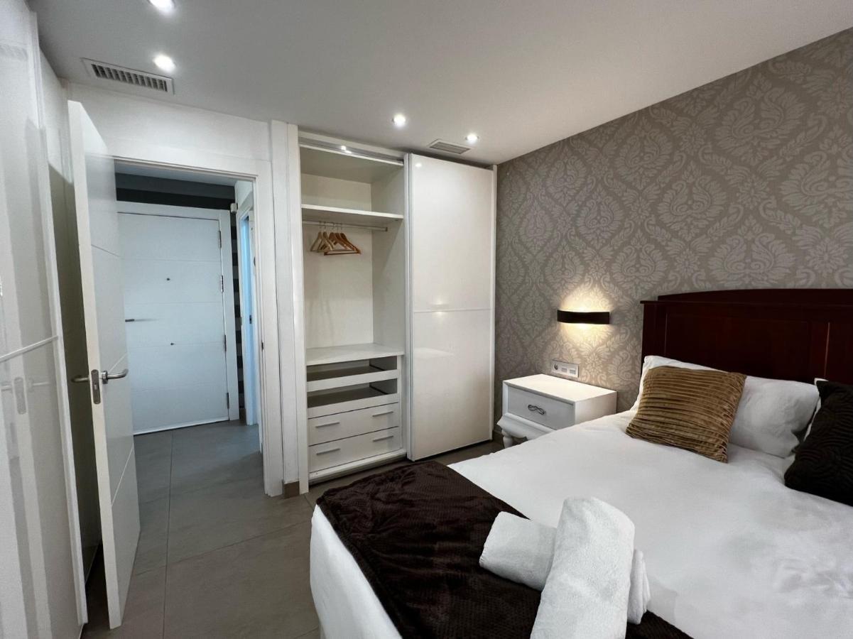 Modern Apartment In La Nogalera Torremolinos Bagian luar foto