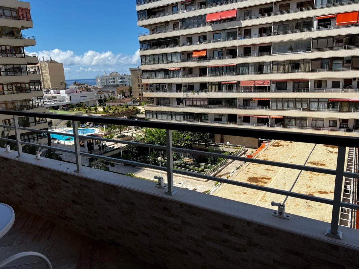 Modern Apartment In La Nogalera Torremolinos Bagian luar foto
