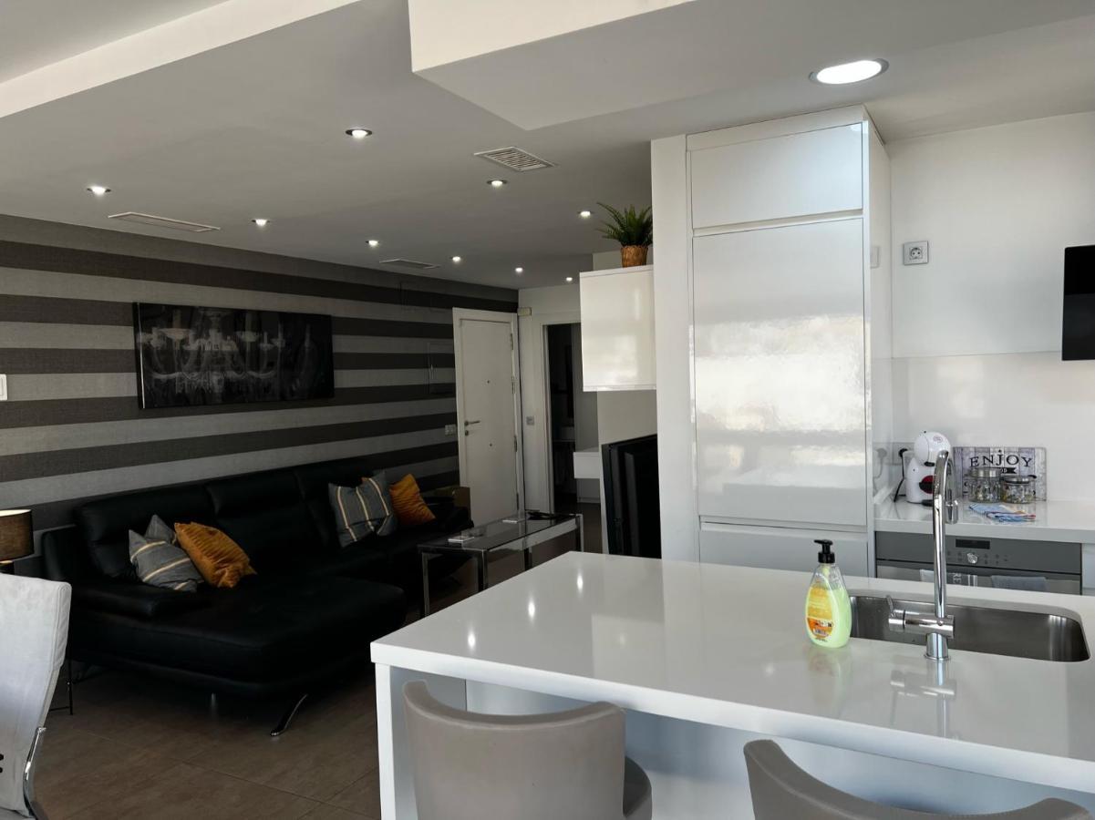 Modern Apartment In La Nogalera Torremolinos Bagian luar foto