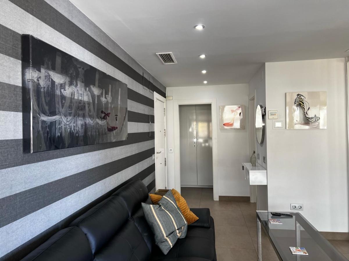 Modern Apartment In La Nogalera Torremolinos Bagian luar foto