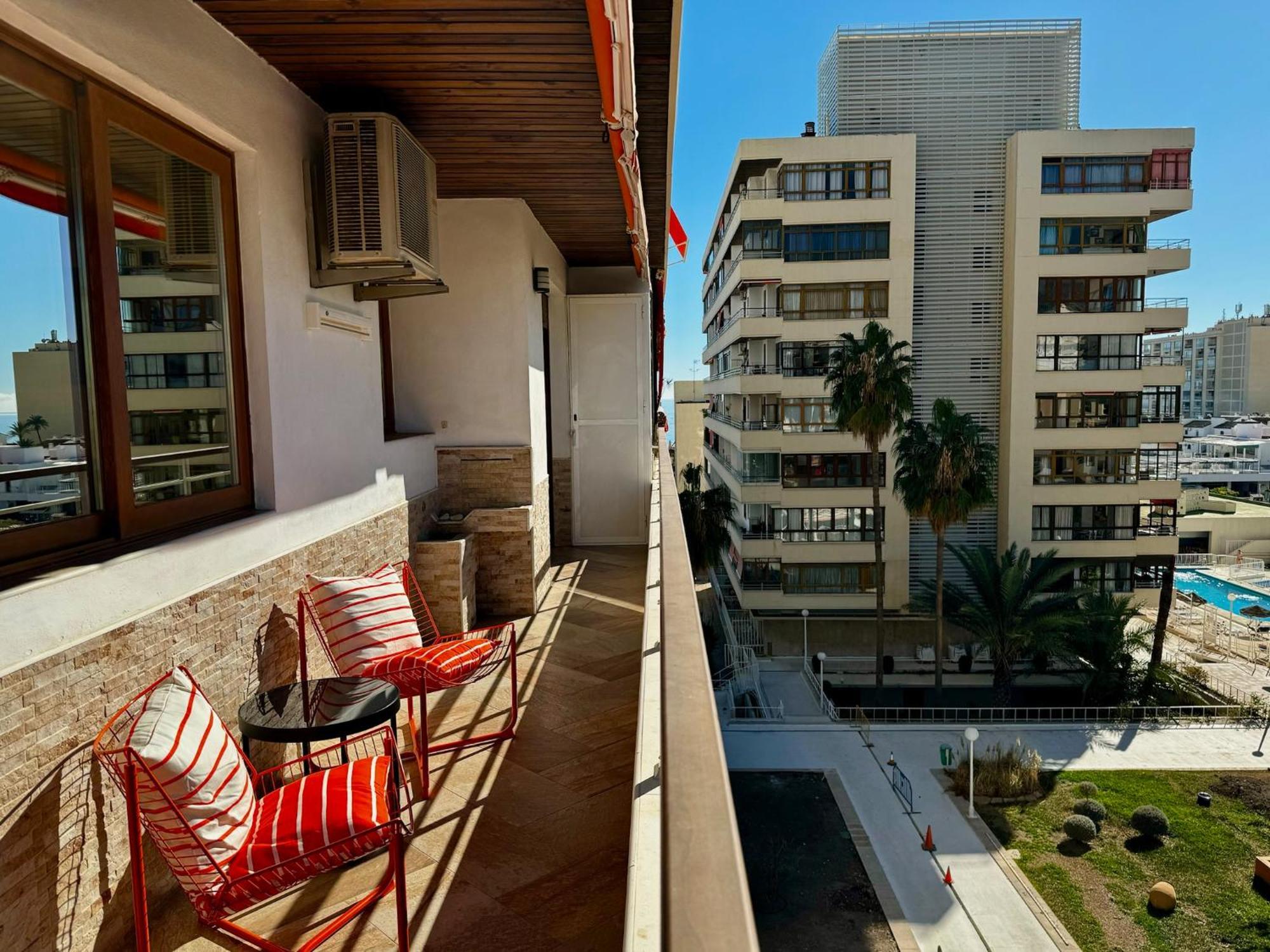 Modern Apartment In La Nogalera Torremolinos Bagian luar foto